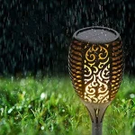  چراغ خورشیدی باغچه‌ای طرح شعله